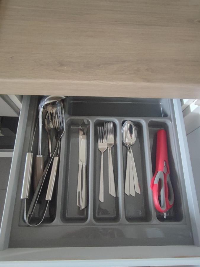 Appartement Chic et moderne+Wifi+Netflix à Argenteuil Extérieur photo