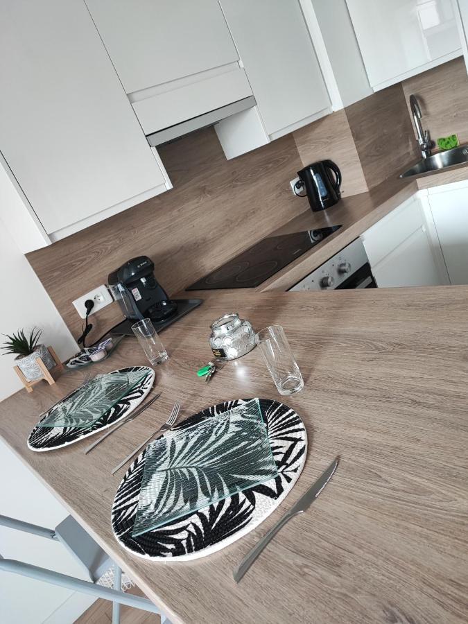 Appartement Chic et moderne+Wifi+Netflix à Argenteuil Extérieur photo