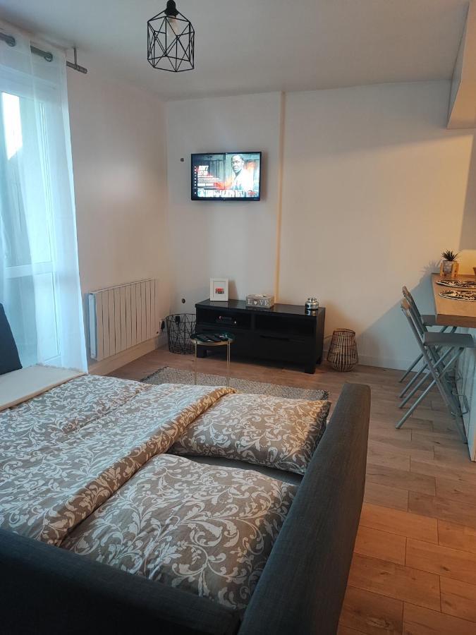Appartement Chic et moderne+Wifi+Netflix à Argenteuil Extérieur photo